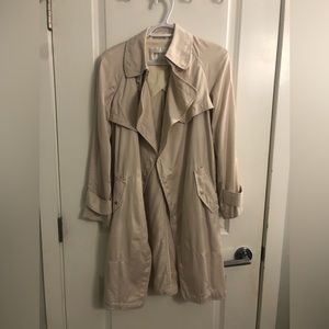 Aritzia Babaton trench